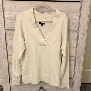 Banana Republic Off-White Knit Sweater